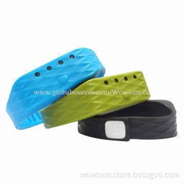 Bluetooth Pedometer Bracelet, Track your Activity and Sleep